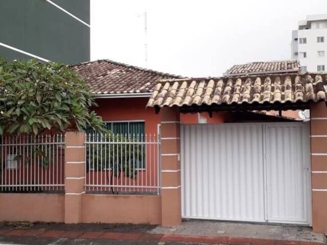 #077 - Casa para Venda em Itajaí - SC - 1