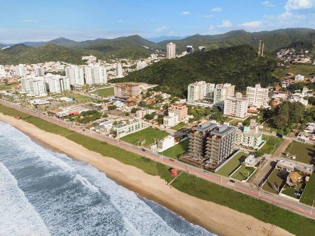 #101 - Apartamento para Venda em Itajaí - SC