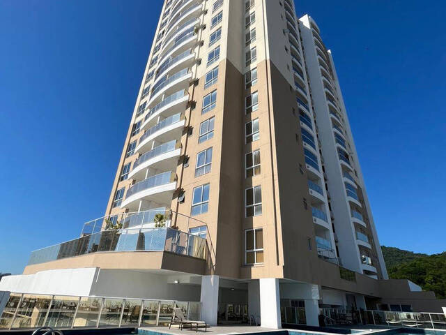 #025 - Apartamento para Venda em Itajaí - SC